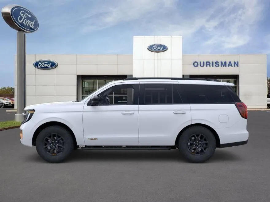 2025 Ford Expedition photo 1