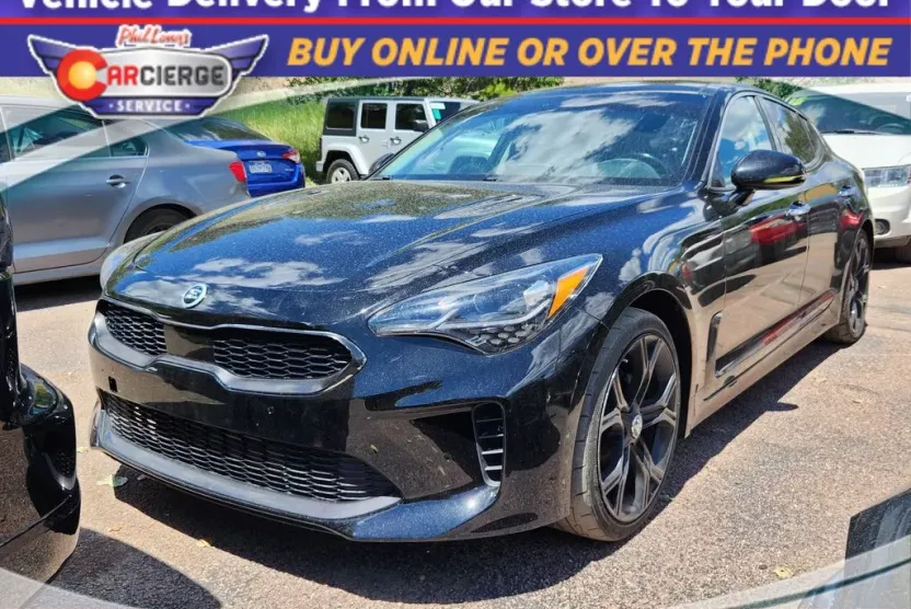2019 Kia Stinger Premium photo 1