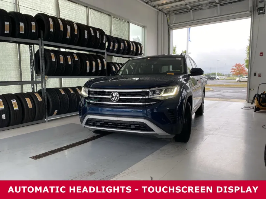 2022 Volkswagen Atlas SE photo 1