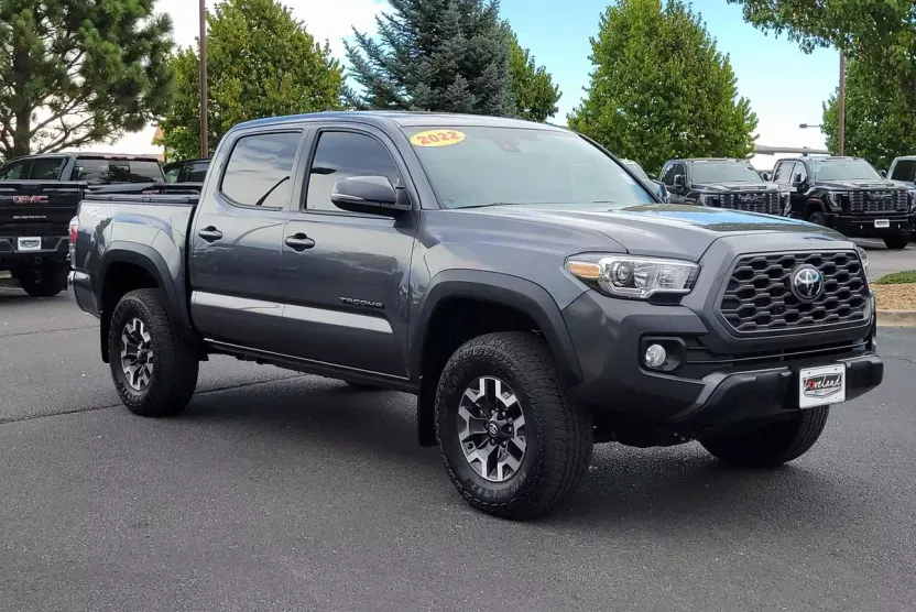 2022 Toyota Tacoma TRD Off-Road V6 photo 1
