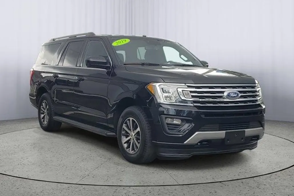 2019 Ford Expedition MAX XLT photo 1