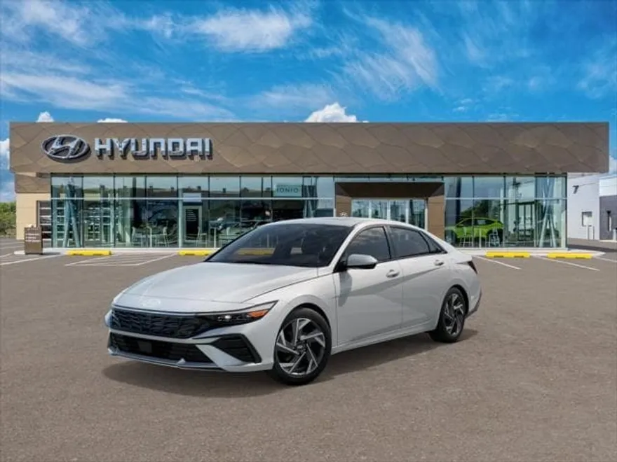 2025 Hyundai Elantra SEL Convenience photo 1