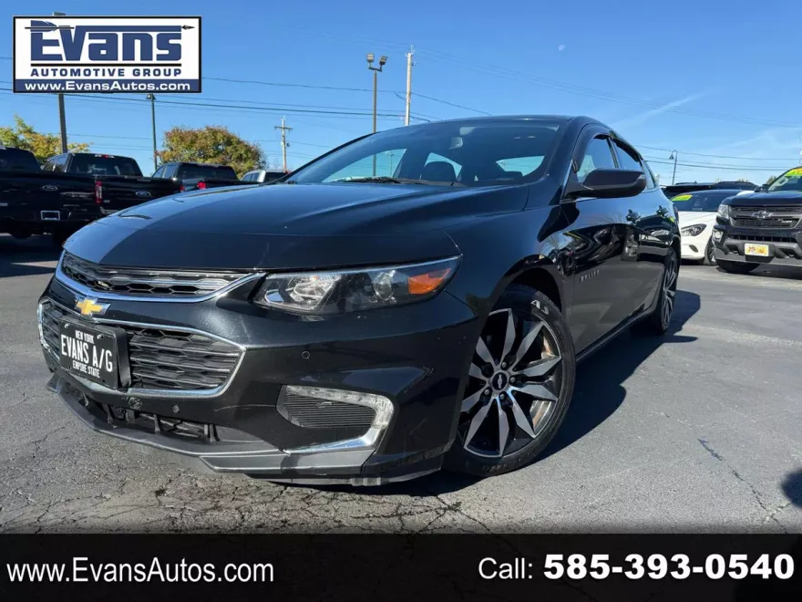 2016 Chevrolet Malibu 2LT photo 1