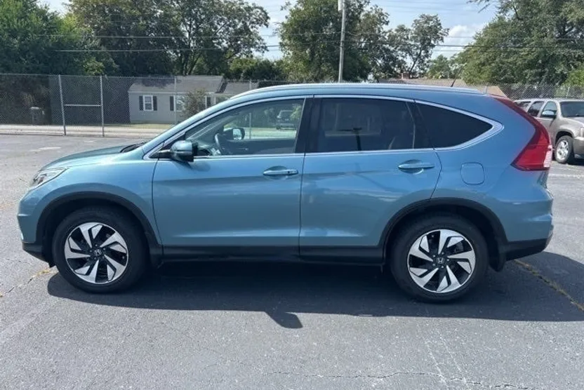 2016 Honda CR-V Touring photo 1