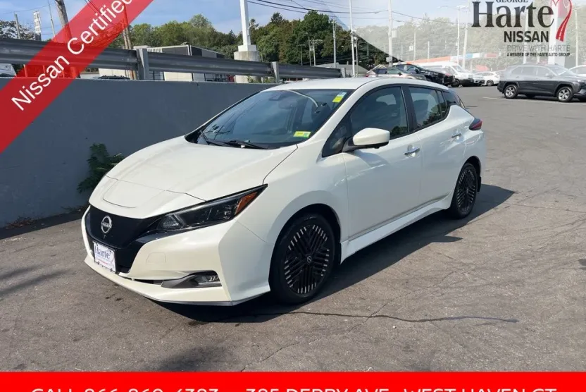 2024 Nissan Leaf SV Plus photo 1