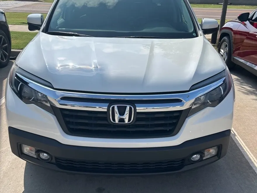 2018 Honda Ridgeline RTL-T photo 1