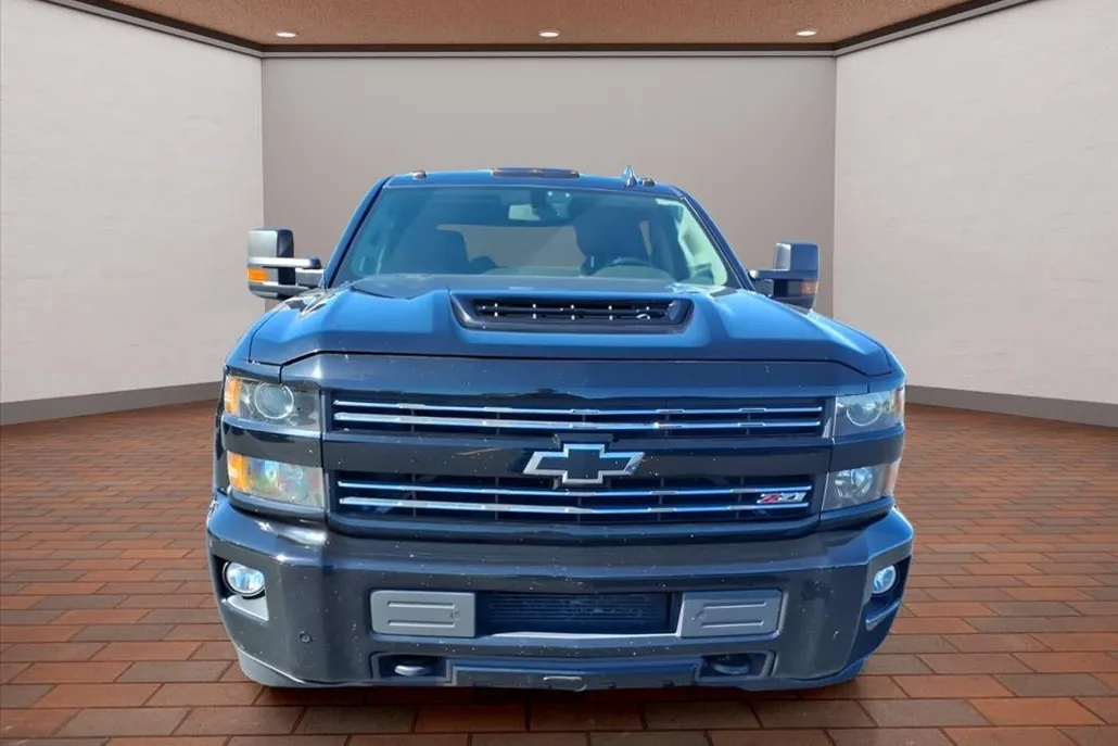 2018 Chevrolet Silverado 2500HD LTZ photo 1