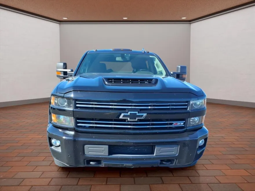 2018 Chevrolet Silverado 2500HD LTZ photo 1