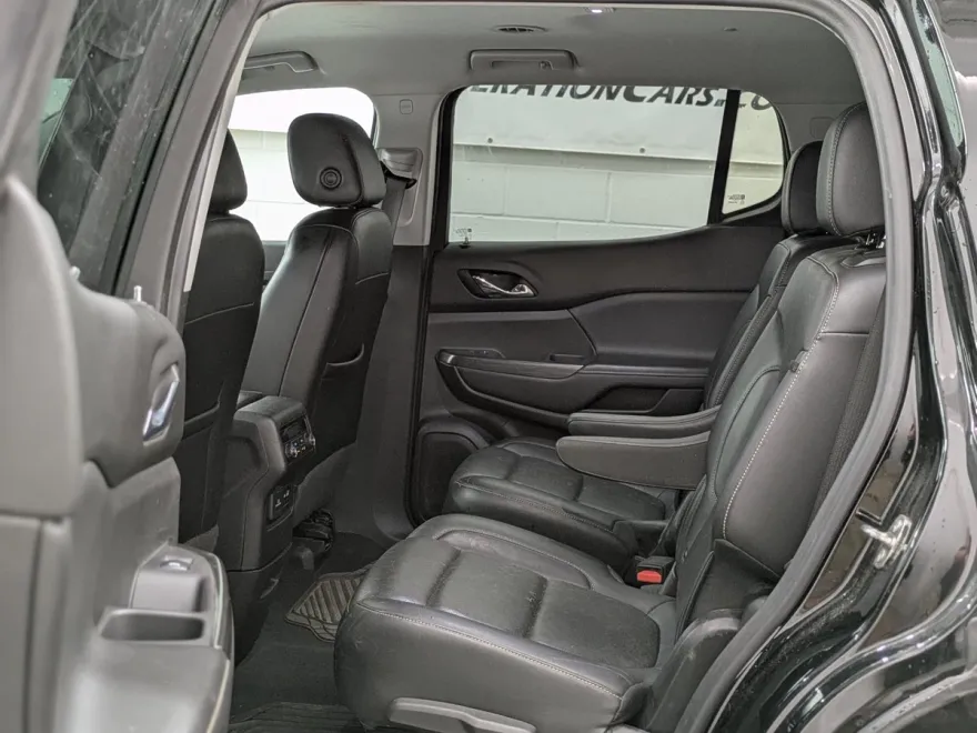 2022 Gmc Acadia SLT photo 1