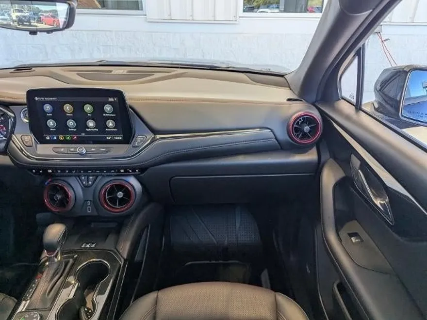 2025 Chevrolet Blazer RS photo 1