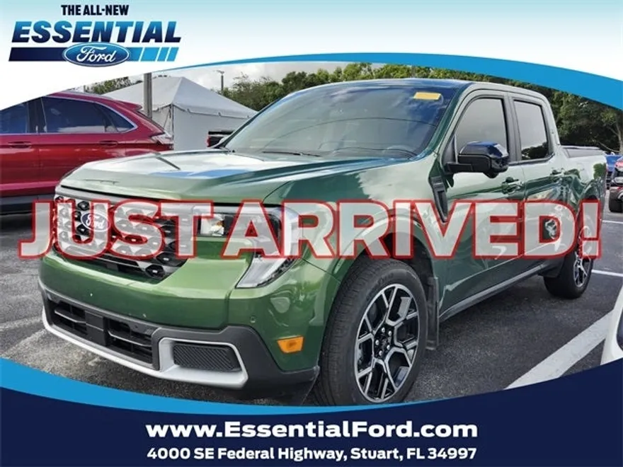 2025 Ford Maverick Lariat photo 1