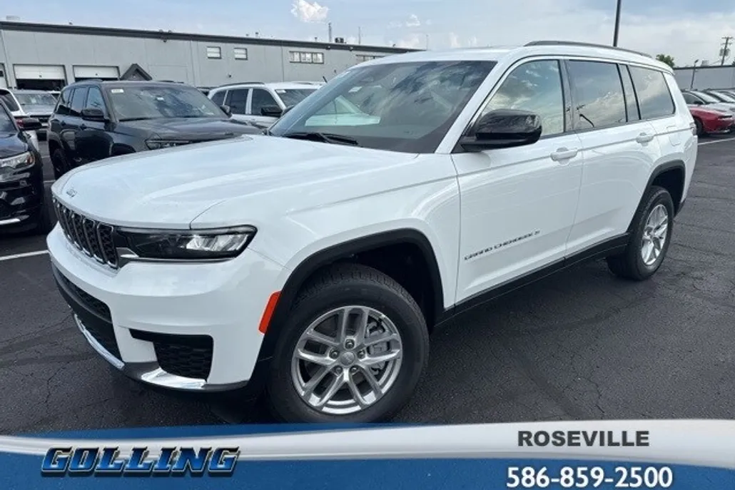 2025 Jeep Grand Cherokee Laredo photo 1
