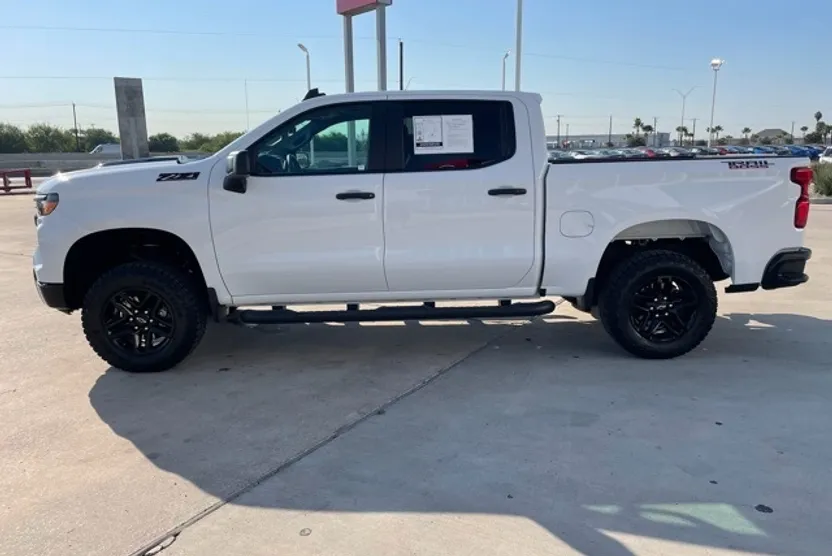 2024 Chevrolet Silverado 1500 Custom Trail Boss photo 1