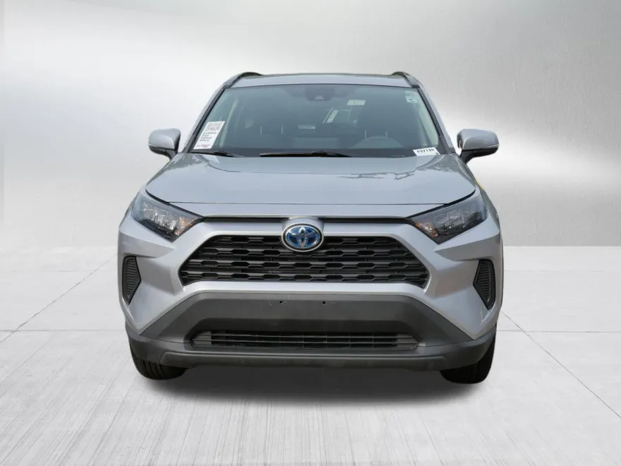 2021 Toyota RAV4 Hybrid LE photo 1