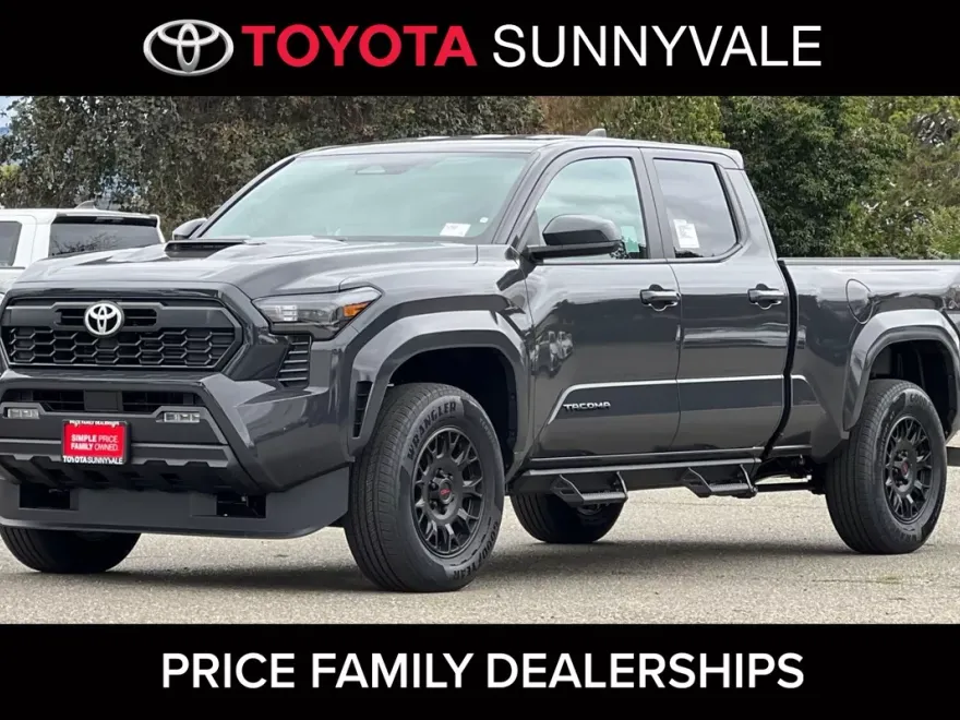 2025 Toyota Tacoma TRD Sport 4x4 Double Cab photo 1