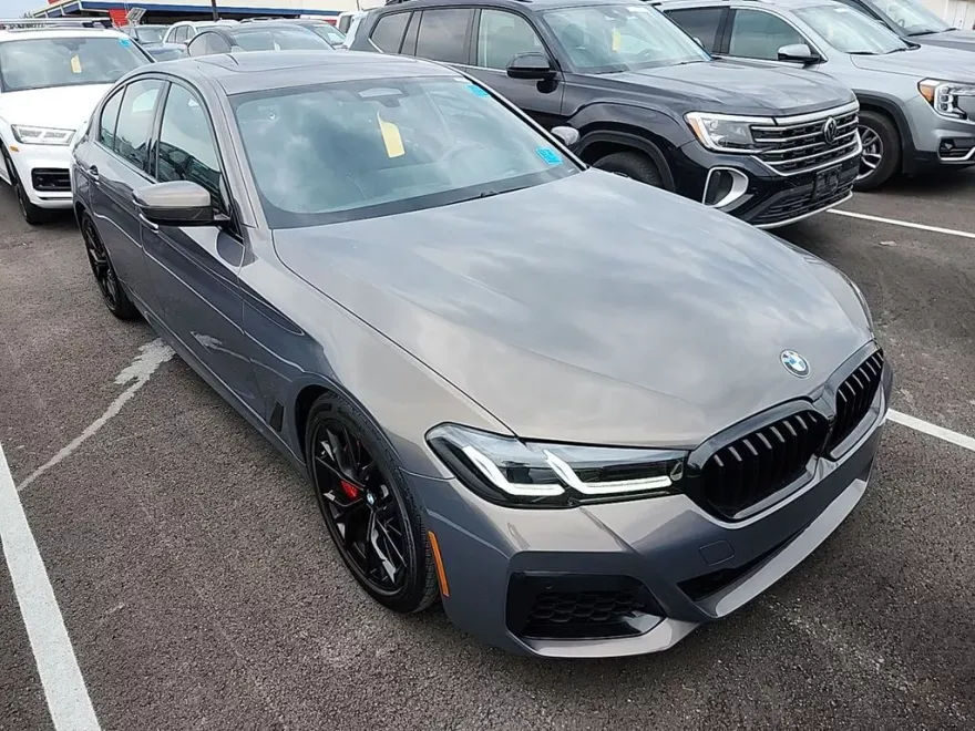 2023 Bmw M550i xDrive photo 1