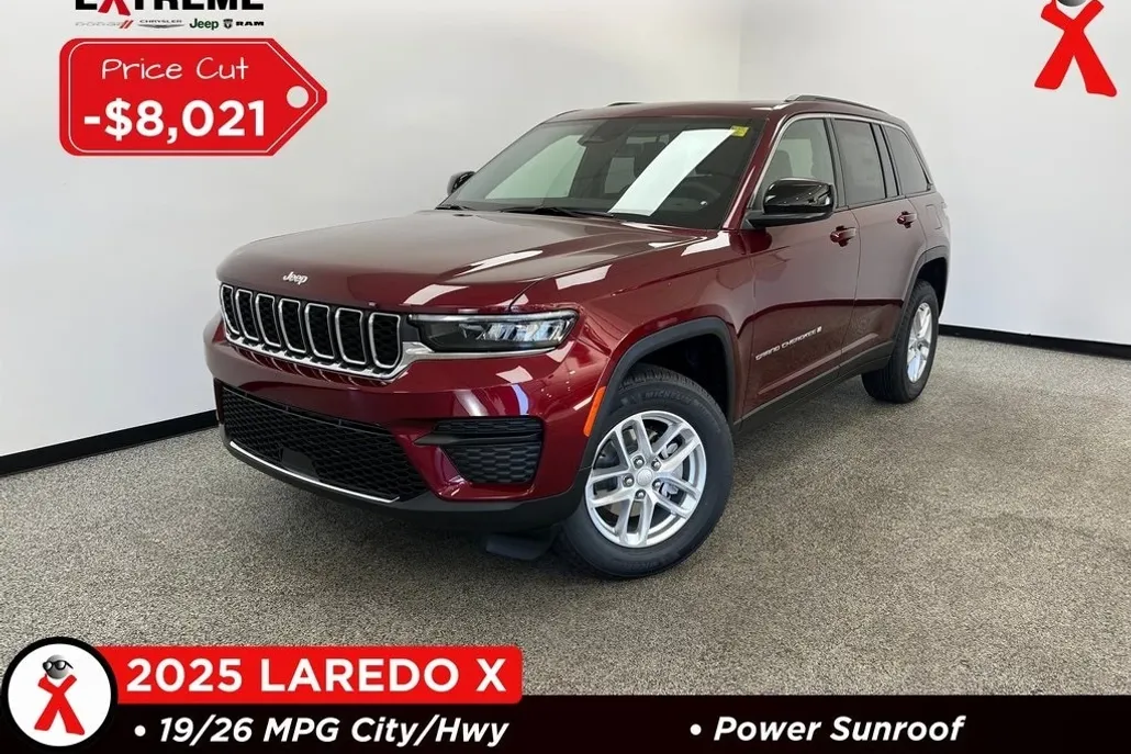 2025 Jeep Grand Cherokee Laredo photo 1