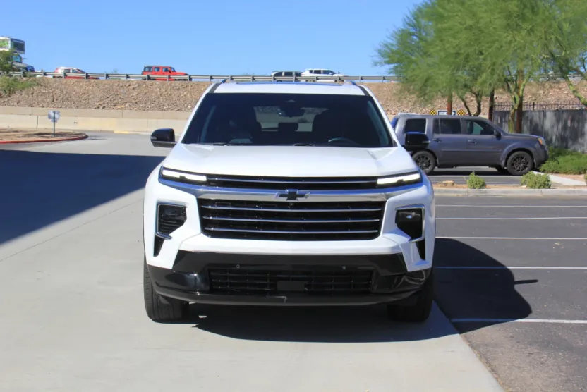 2025 Chevrolet Traverse High Country photo 1