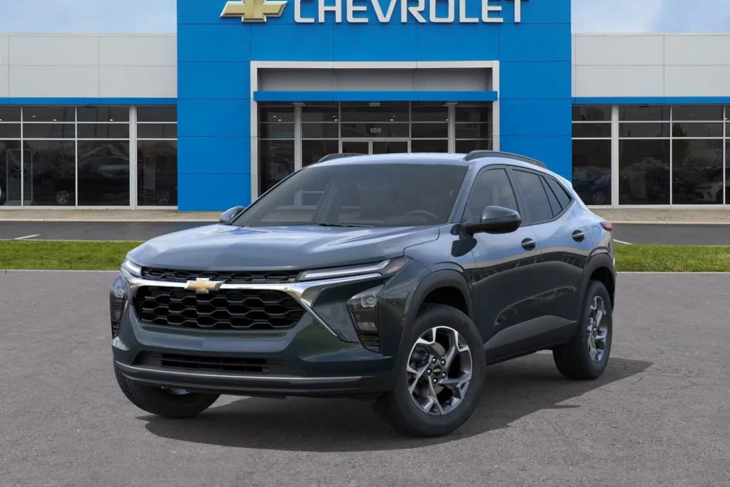 2026 Chevrolet Trax LT photo 1