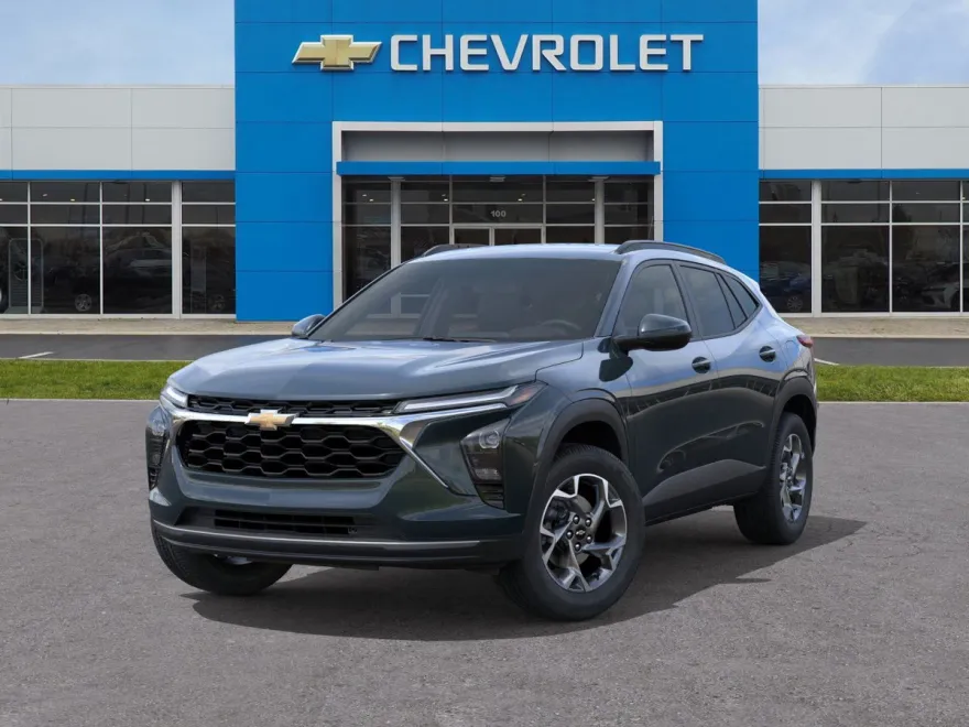 2026 Chevrolet Trax LT photo 1