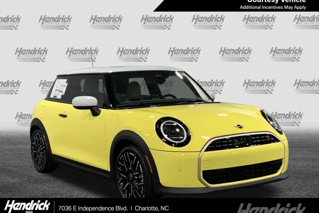2025 Mini Cooper 2 Door Hardtop S photo 1