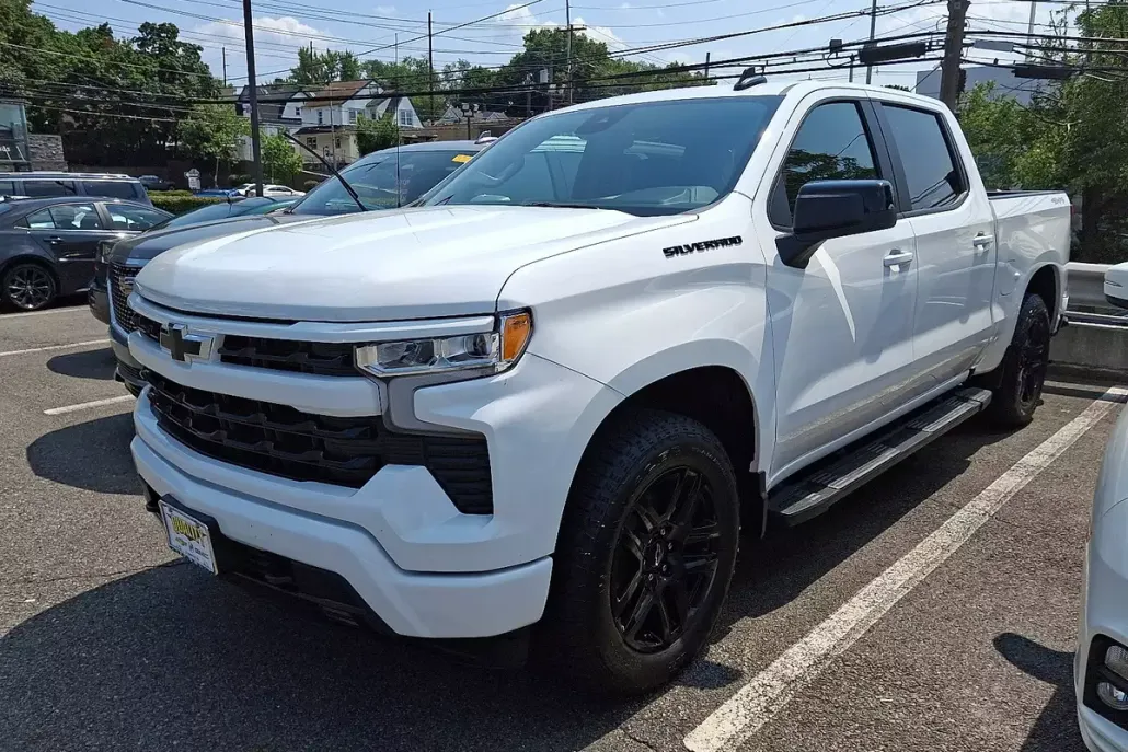 2025 Chevrolet Silverado 1500 RST photo 1