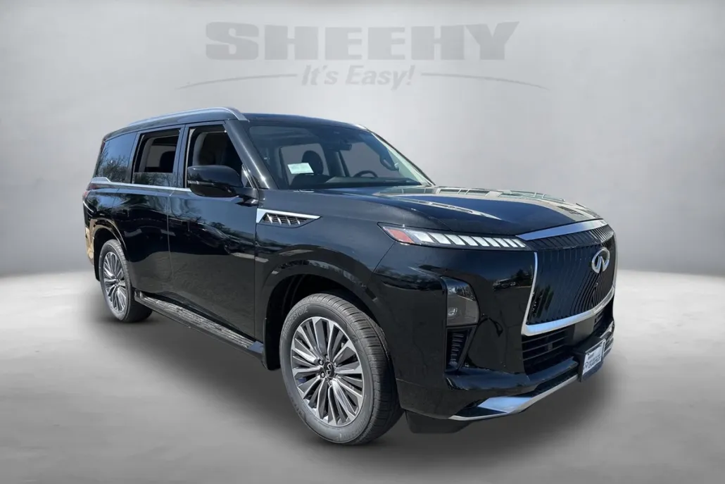 2025 Infiniti QX80 Luxe photo 1