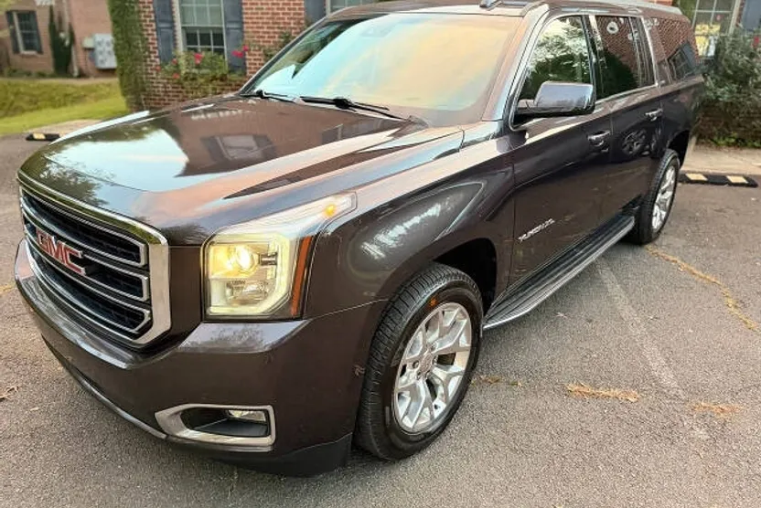 2015 Gmc Yukon XL SLT photo 1