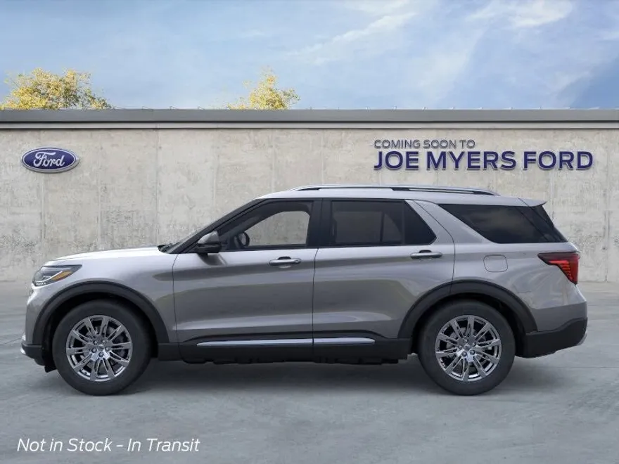 2025 Ford Explorer Platinum photo 1