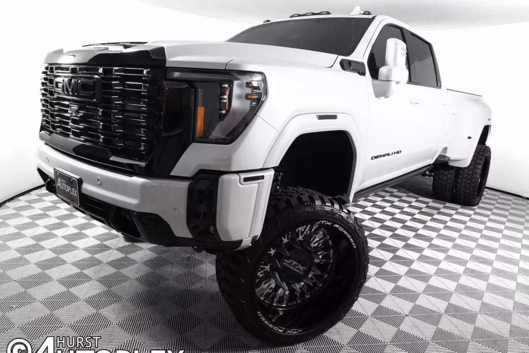 2025 Gmc Sierra 3500 HD Denali Ultimate photo 1