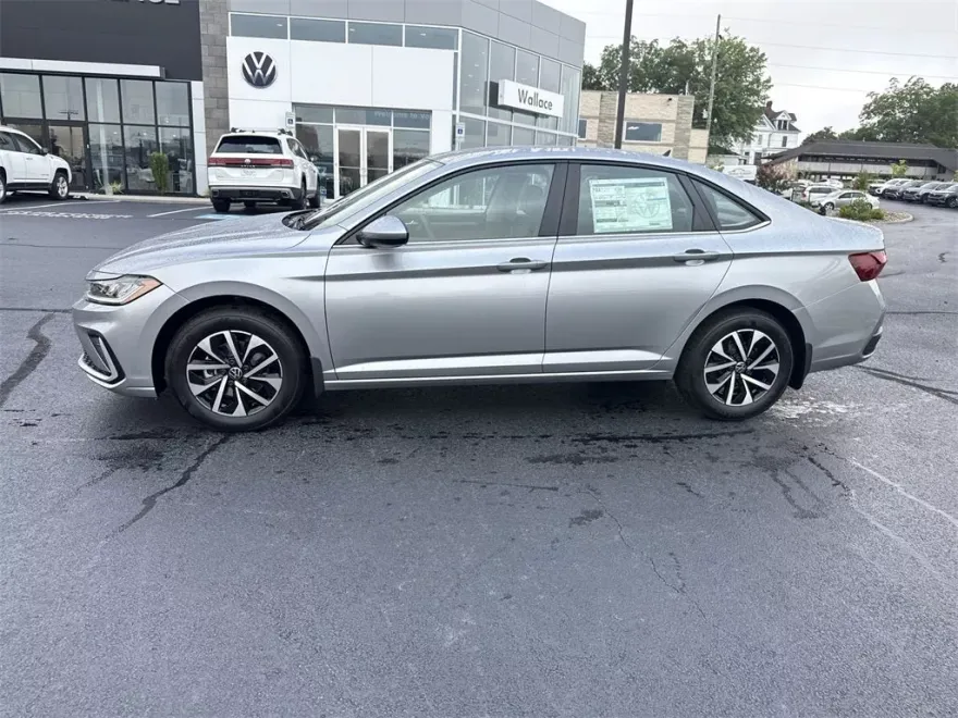 2025 Volkswagen Jetta 1.5T S photo 1