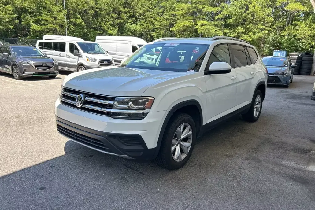 2018 Volkswagen Atlas S photo 1
