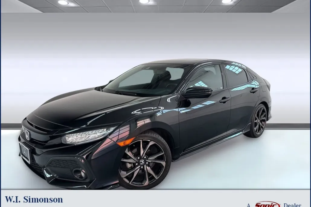 2018 Honda Civic Sport Touring Hatchback photo 1
