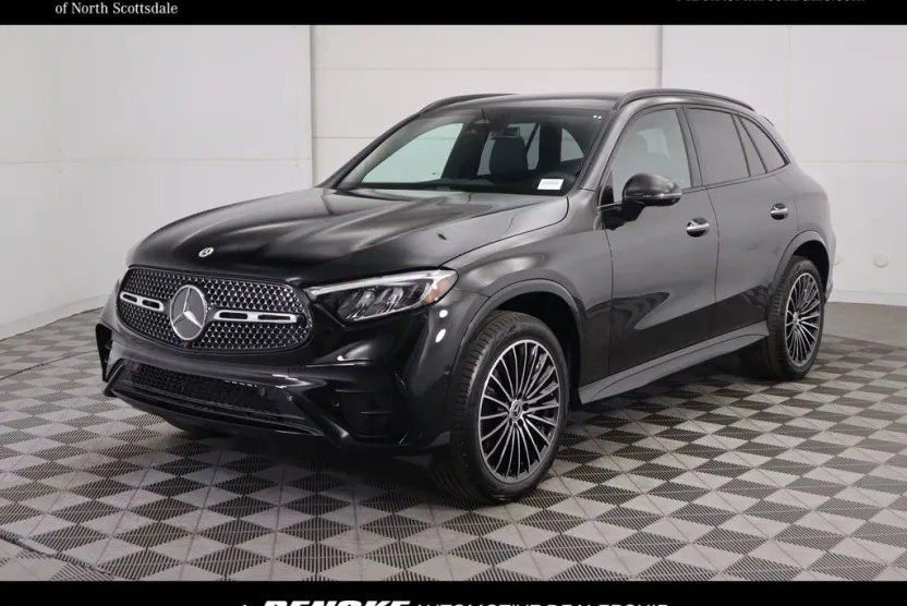 2026 Mercedes Benz GLC 300 photo 1