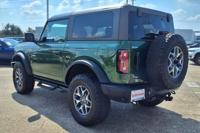 2024 Ford Bronco Badlands photo 1