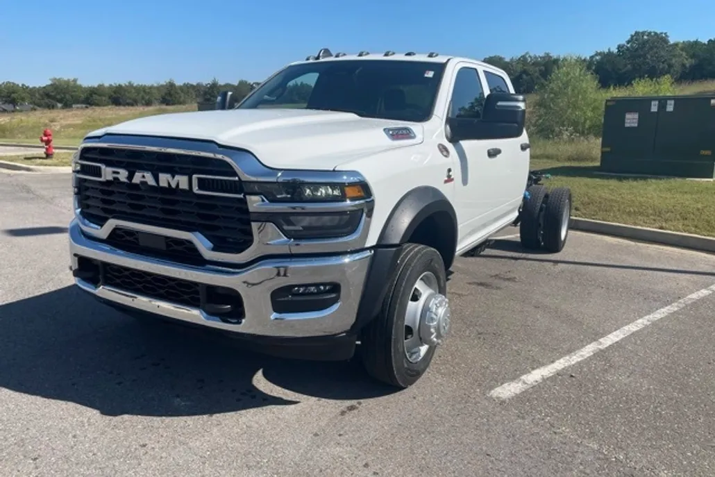 2026 Ram 5500 Tradesman photo 1