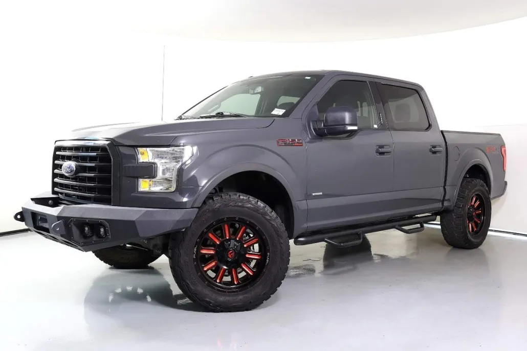 2016 Ford F-150 Lariat photo 1