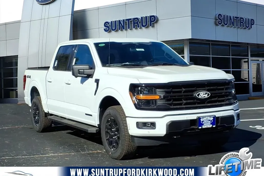 2025 Ford F-150 XLT photo 1
