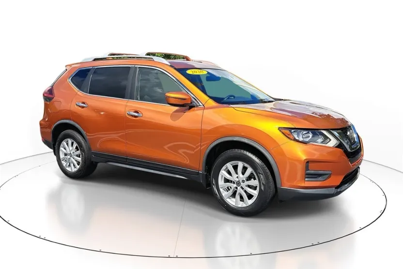 2020 Nissan Rogue SV photo 1
