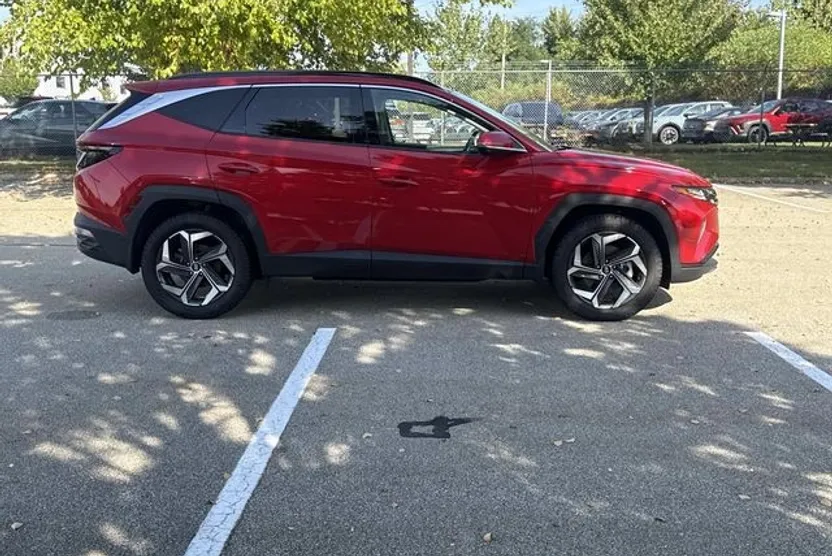 2022 Hyundai Tucson Limited photo 1