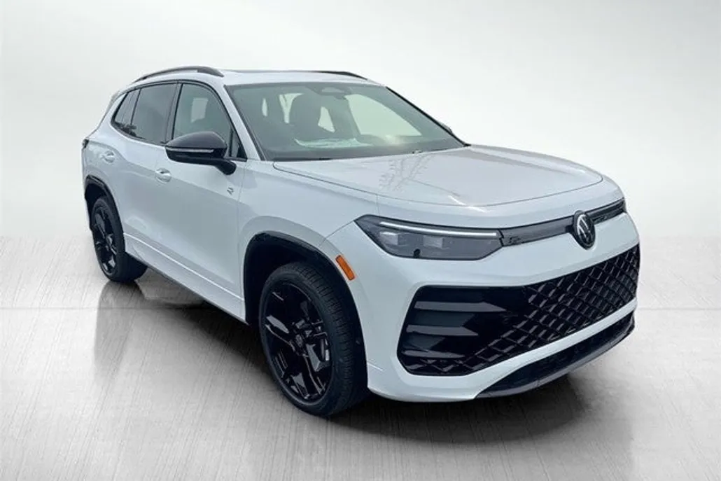 2025 Volkswagen Tiguan SE R-Line Black photo 1