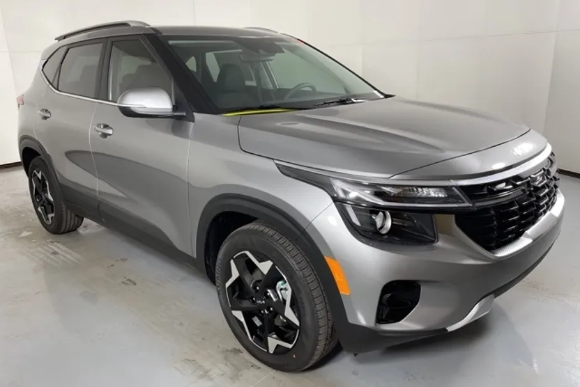 2026 Kia Seltos EX photo 1