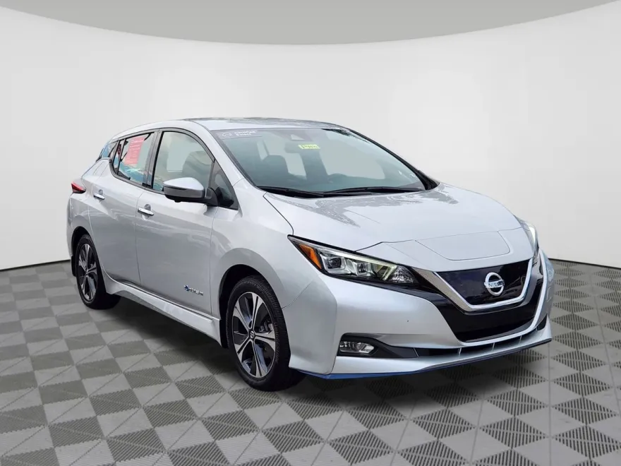 2019 Nissan Leaf SL Plus photo 1