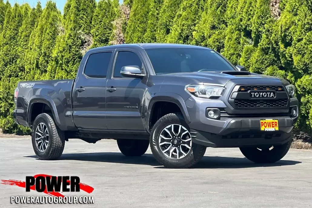 2020 Toyota Tacoma 4x4 SR5 photo 1