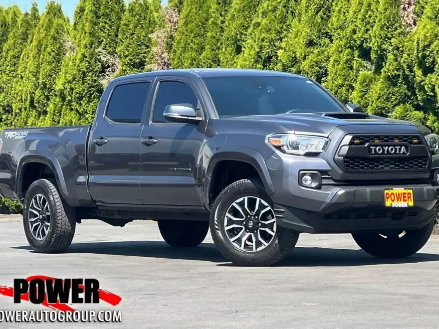 2020 Toyota Tacoma 4x4 SR5 photo 1