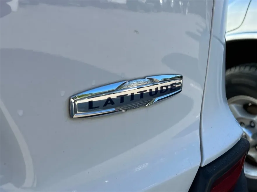 2019 Jeep Cherokee Latitude photo 1