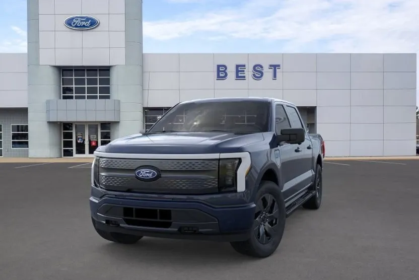2025 Ford F-150 Lightning photo 1