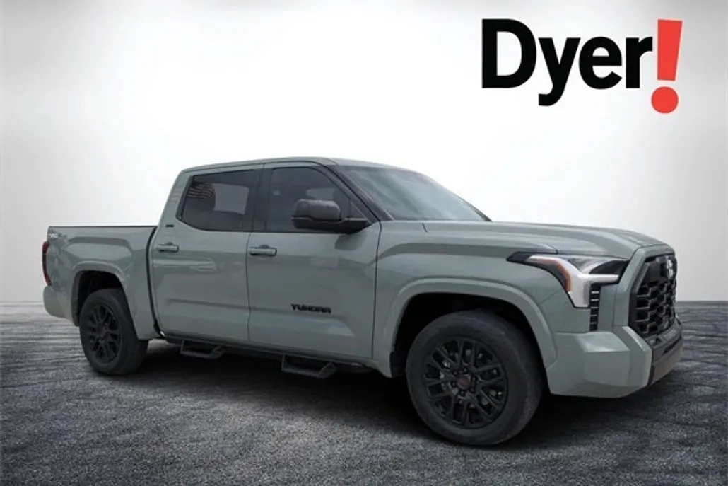 2023 Toyota Tundra SR5 photo 1