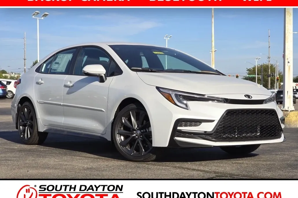 2025 Toyota Corolla SE photo 1