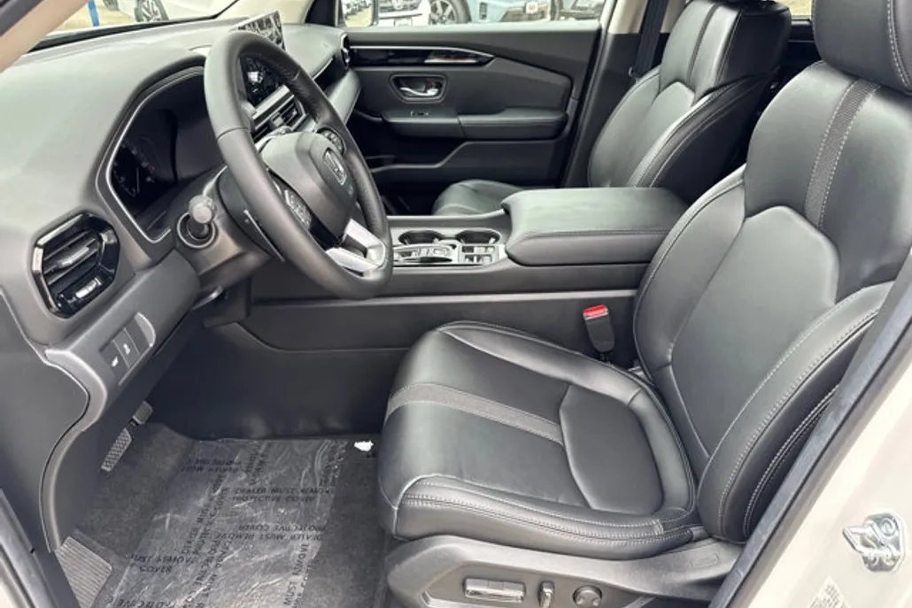 2025 Honda Pilot EX-L photo 1